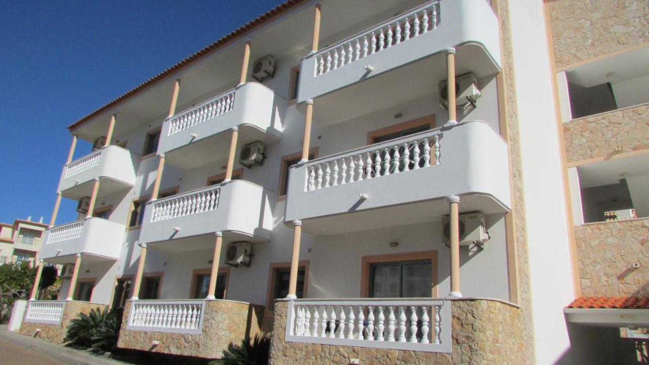 Apartamento - 2 A 4 Pessoas- Piscina Διαμέρισμα Olhos de Αgua Εξωτερικό φωτογραφία